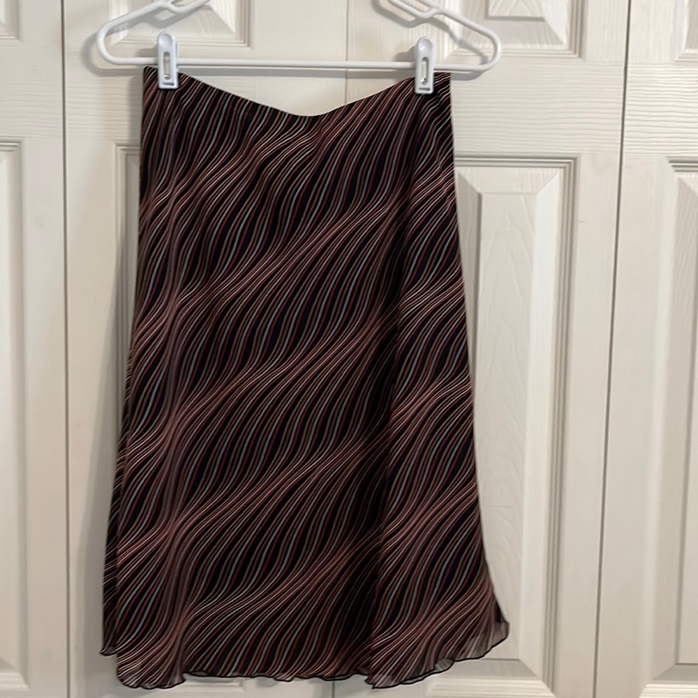 Casual Corner Women’s Multicolor Sheer Lined Skirt